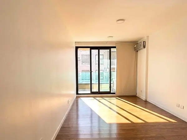 2 ambientes al norte con cochera cubierta y balcón de 10 m² — foto 1
