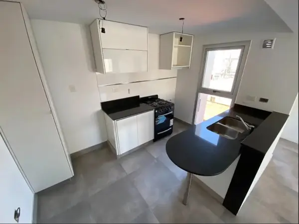 3 ambientes de 62 m² con balcón y pileta en Colegiales — foto 1