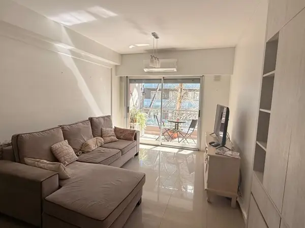 2 ambientes amoblado de 45 m² al norte con balcón y losa radiante en Belgrano — foto 1