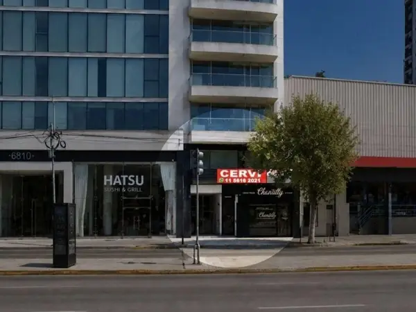 Local de 200 m² en Núñez — foto 1